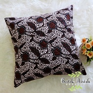 Sofa Chair Batik Pillow Cover uk. 40x40 cm | Jasmine Long Dress | Cushion Cover