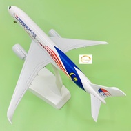 Airbus A350-900XWB Airplane Model Malaysia Airlines With Wheels New Model 2023