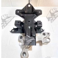 MESIN ENGINE MOUNTING LEFT - ENGINE MOUNTING LH RAIZE ROCKY 1.0/1.2 AT/MT 12306-BZ360