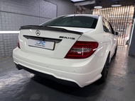 Benz C200 w204  碳纖維尾翼