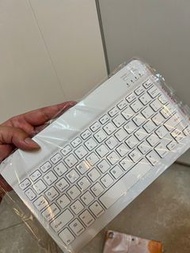 iPad 藍牙鍵盤 keyboard