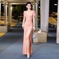 ชุดราตรีสีดำทรงเข้ารูปคอต่ำเซ็กซี่สำหรับงานเลี้ยง ชุดยาวสำหรับนวดเท้า ชุดราตรีสำหรับงานวันเกิด KTV ช