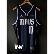 Kyrie Irving, Dallas Mavericks 2023-2024 Statement Edition Jersey