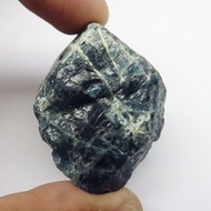 พลอย ก้อน อพาไทต์ ดิบ ธรรมชาติ แท้ ( Natural Rough Apatite ) หนัก 418 กะรัต