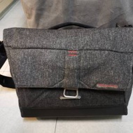 PEAK DESIGN - Everyday Messenger Bag ...