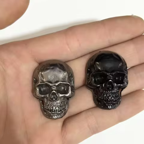2Pcs pieces of retro punk Funky metal skull refrigerator magnet home decoration magnetic decoration