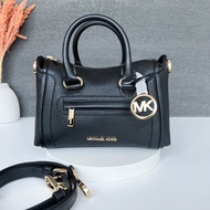 MICHAEL KORS CARINE XS CROSSBODY BAG IN BLACK