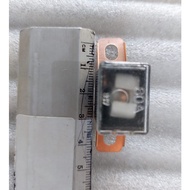 80 A bent center fuse