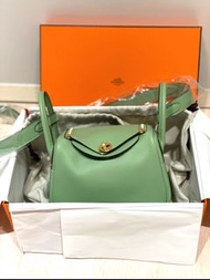 Hermes mini lindy 3I 牛油果綠 金扣
