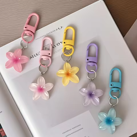 Lovely Daisy Flower Keychain Pink Purple Yellow Blue Charms Women Key Bag Accessories Keyring