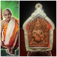 Rumour Lived in North Thailand 500 Years Legendary monk Lp Shuang Popularity is Coming to Bottle, the Unbeaten Khun Paen Buddha Hug Chicken Buddha Amulet Has Been Covered Silver-Plated Dragon Tooth Buddha Amulet Shell Long Age monk-Lp Suang Phra Kh
