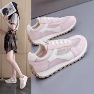Lightweight Casual Sports Shoes 8828