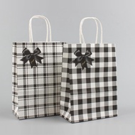 Gift bag Black Plaid Kraft Paper bag Christmas Birthday Holiday Party gift bag 22 * 16 * 8cm