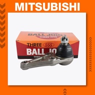 (ประกัน 1 เดือน)ลูกหมากปีกนกล่าง MITSUBISHI TRITON 06-14 2WD/4WD มิตซูบิชิ ไตรตัน 555(JAPAN) (L/R) (