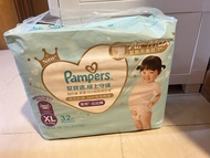 Pampers 拉拉褲