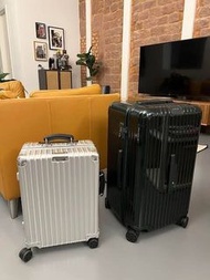 rimowa essential trunk plus size 33"