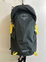 &lt;全新&gt; Osprey Hikelite 18 深灰色 (有雨擋, 專用水袋位, 腰帶) 透氣 輕身 登山背包 背囊 背包 行山 遠足 輕身