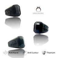 Cincin Pria Cowok Titanium Batu Permata Anti Karat Model Naga Hitam