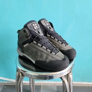 FIVE TEN Outdoor Shoes Size 42 EUR