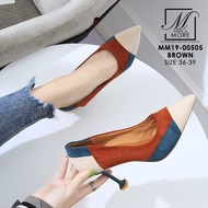 MM19-00505 Pointed Toe Shoes three-tone