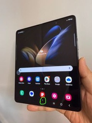 Samsung Galaxy Z Fold4 12+512GB國際版have a dot on the screen 屏幕有點