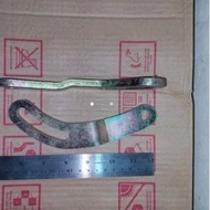 Alternator dynamo adjustment plate bracketTOYOTA KIJANG 7K ORIGINAL.