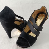 Preloved 7 cm black shoes