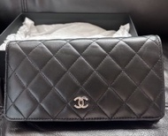 Chanel 黑色菱格紋長銀包