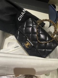 Chanel  mini cf handle 油腊牛皮