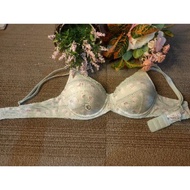 Bra nevada size 32B