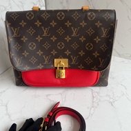Lv marignan老花拼紅色鎖頭郵差包