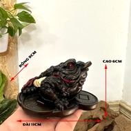 Feng shui 3-legged toad stone statue - Feng shui toad statue holding gold coins and feng shui fortun