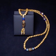 寶瓶 虎牙 水紋三大天珠強勢助陣 青金石佛珠搭配108沉香念珠