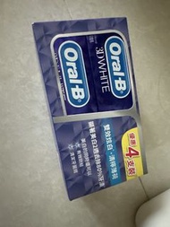Oral-B美白牙膏4支裝