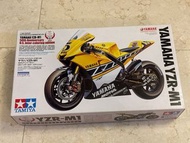 1/12 田宮 雙星 Tamiya Yamaha YZR-M1 50th Anniversary U.S Inter-coloring edition 2005 Rider Manufacturer 