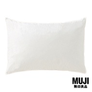 มูจิ หมอนขนเป็ด - MUJI Feather Pillow (43 × 63 cm)