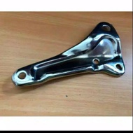Honda c70 c50 exhaust mount