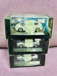 Prius 1:43