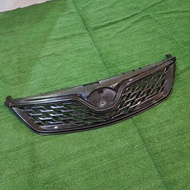 กระจังหน้า altis 2011 2012 2013 ทรง AURION งาน plastic PP เข้ารูป สวยงาม สินค้าใหม่