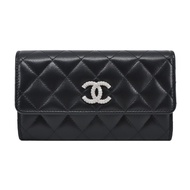 CHANEL 經典仿舊刻紋LOGO小羊皮翻蓋長夾（黑色）_廠商直送