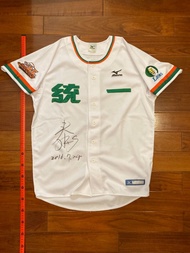 張泰山簽名 統一獅 25週年 復古白球衣 Mizuno製（罩衫 中華職棒 中職 CPBL 美津濃 棒球 刺繡 電繡 親筆)