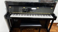 Yamaha 直立式鋼琴