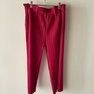 ▪️富貴選物FUGUEI▪️三宅一生PP 寶石紅 直筒褲 JF141