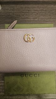 Gucci 紫色銀包