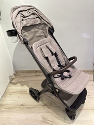 Nuna TRVL lx (Ceder) 豪華版自動收摺嬰兒推車