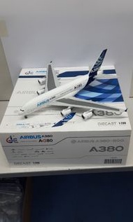 1:200 A380-800 
廠花 金屬模型飛機✈️