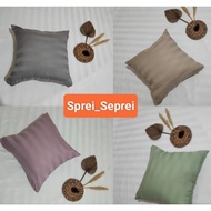 KATUN LOKAL Sofa cushion cover 40x40 local cotton, embossed & microtensel