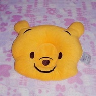 迪士尼 小熊維尼 寶寶枕頭 嬰兒定型枕 新生兒 嬰兒枕 小枕頭  枕頭 維尼造型 大頭 絨毛 Winnie the Pooh