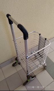 【8轆】爬山買餸車