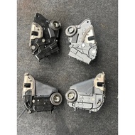 VIOS NCP93  DOOR LOCK USED JAPAN